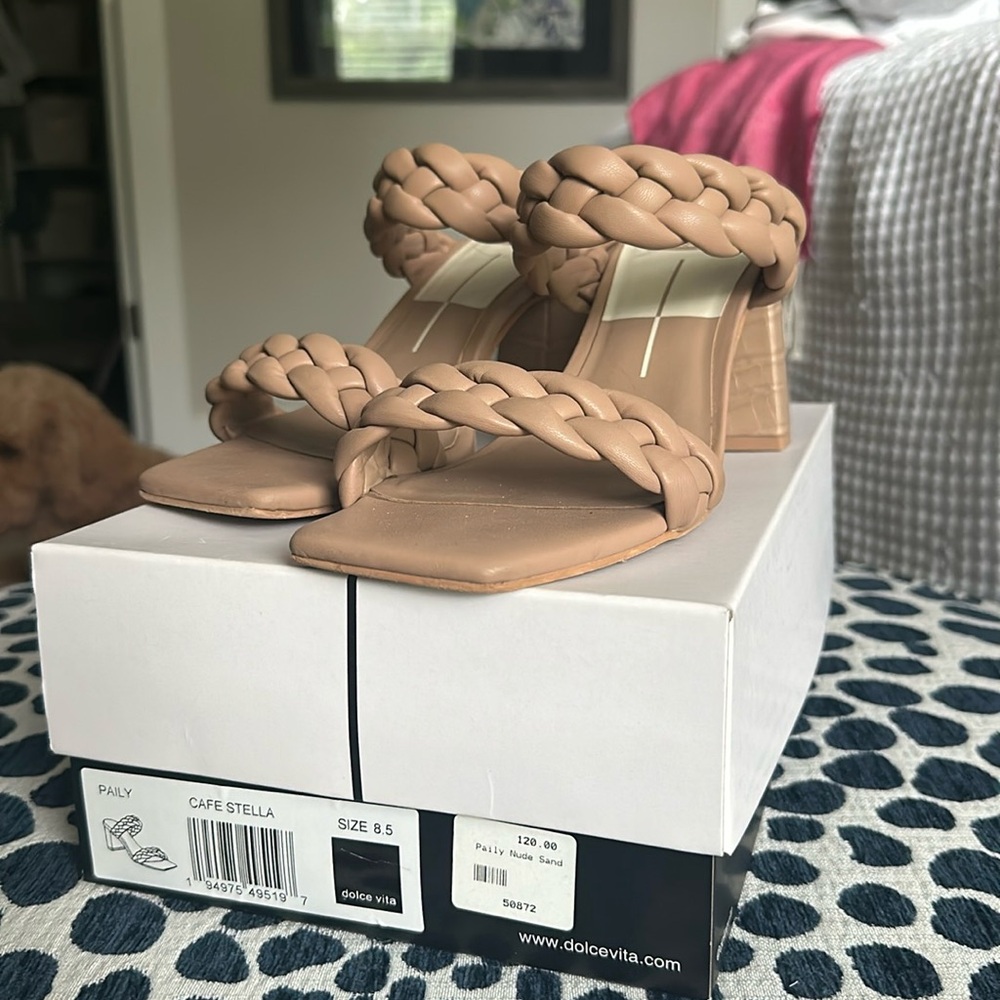 Very lightly worn